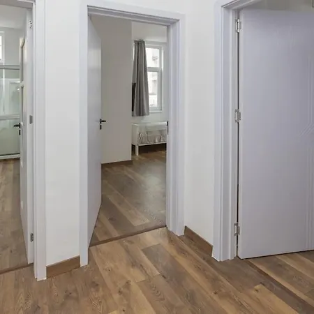 The House 1 Apartman