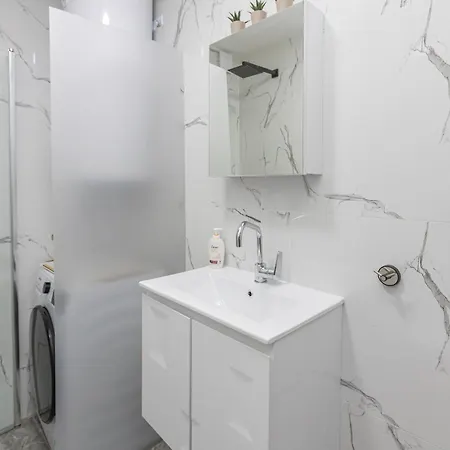 Апартаменты The House 1