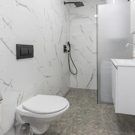 The House 1 * Burgas