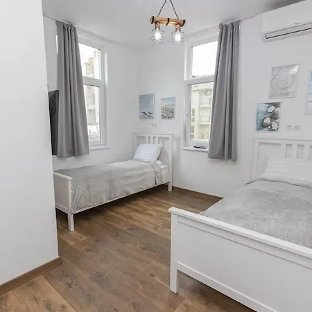 The House 1 Appartement