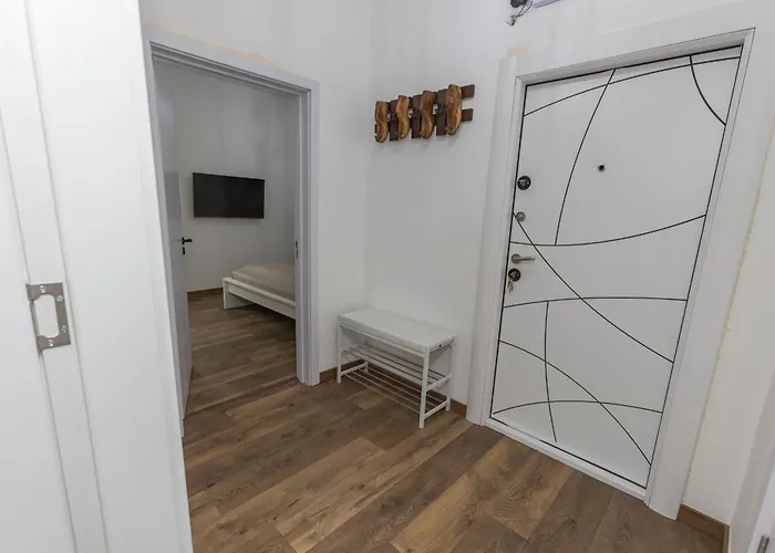 Апартаменты The House 1 *